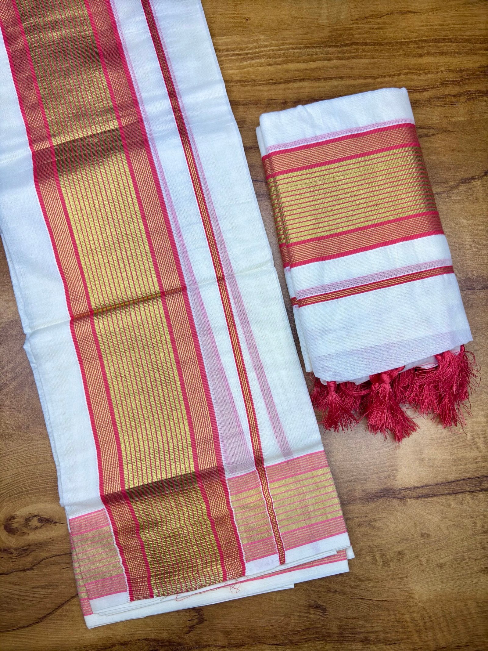 Set Mund Karayum Kasavum (code:1143) - Image 3