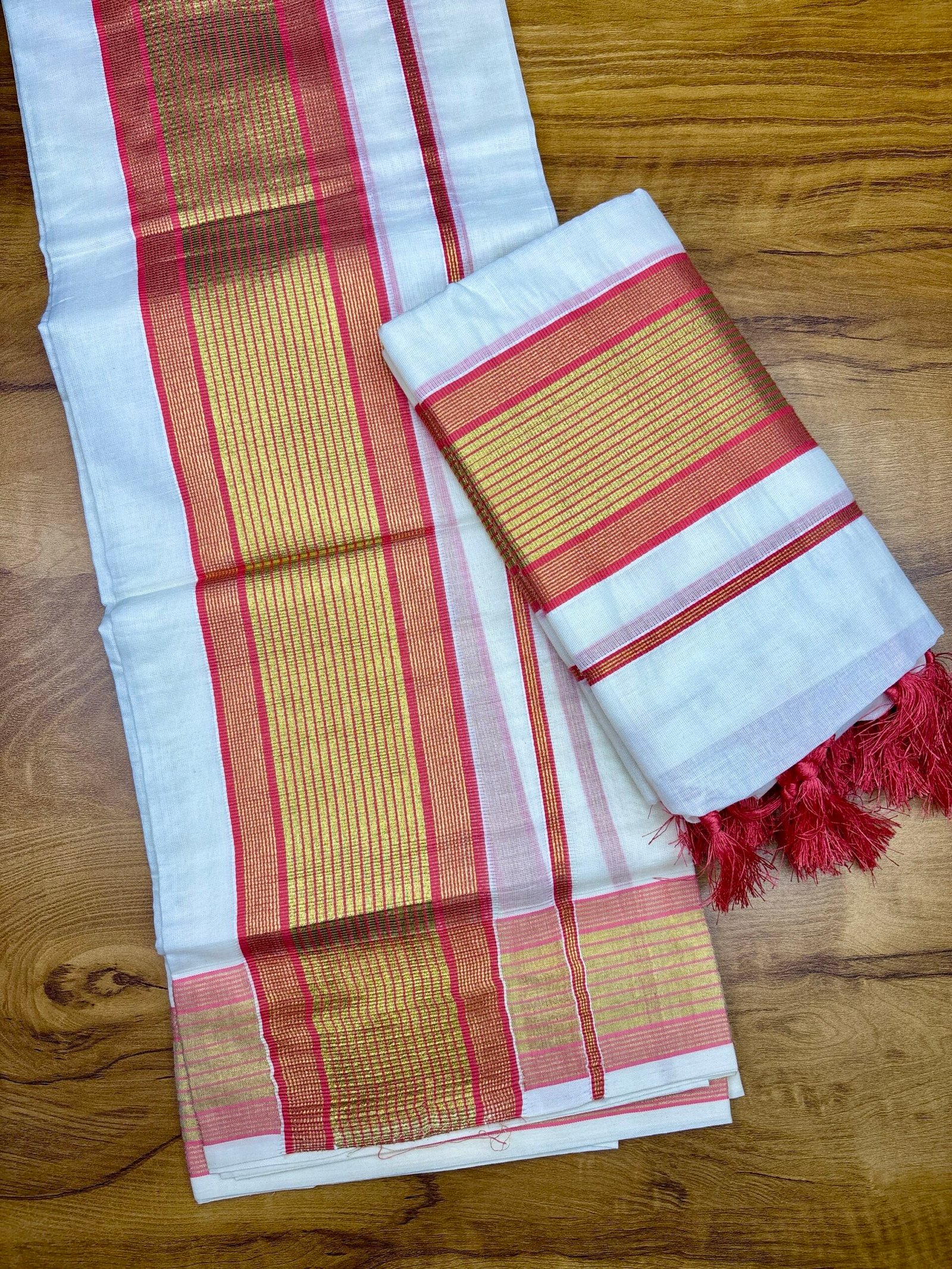 Set Mund Karayum Kasavum (code:1143) - Image 2