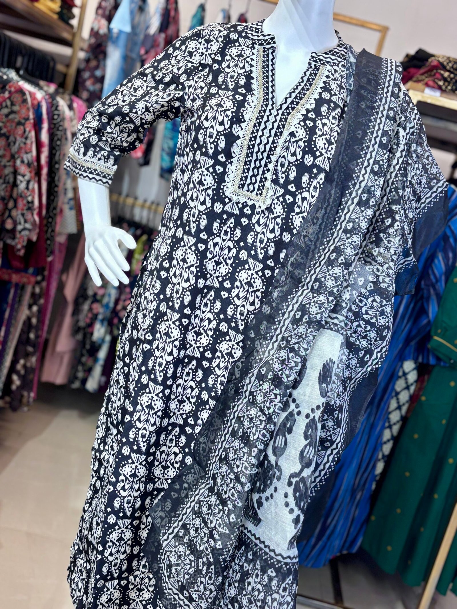 Elegant Black & White Printed Kurti Set with Dupatta and Pants – 3 Piece Set - Image 6