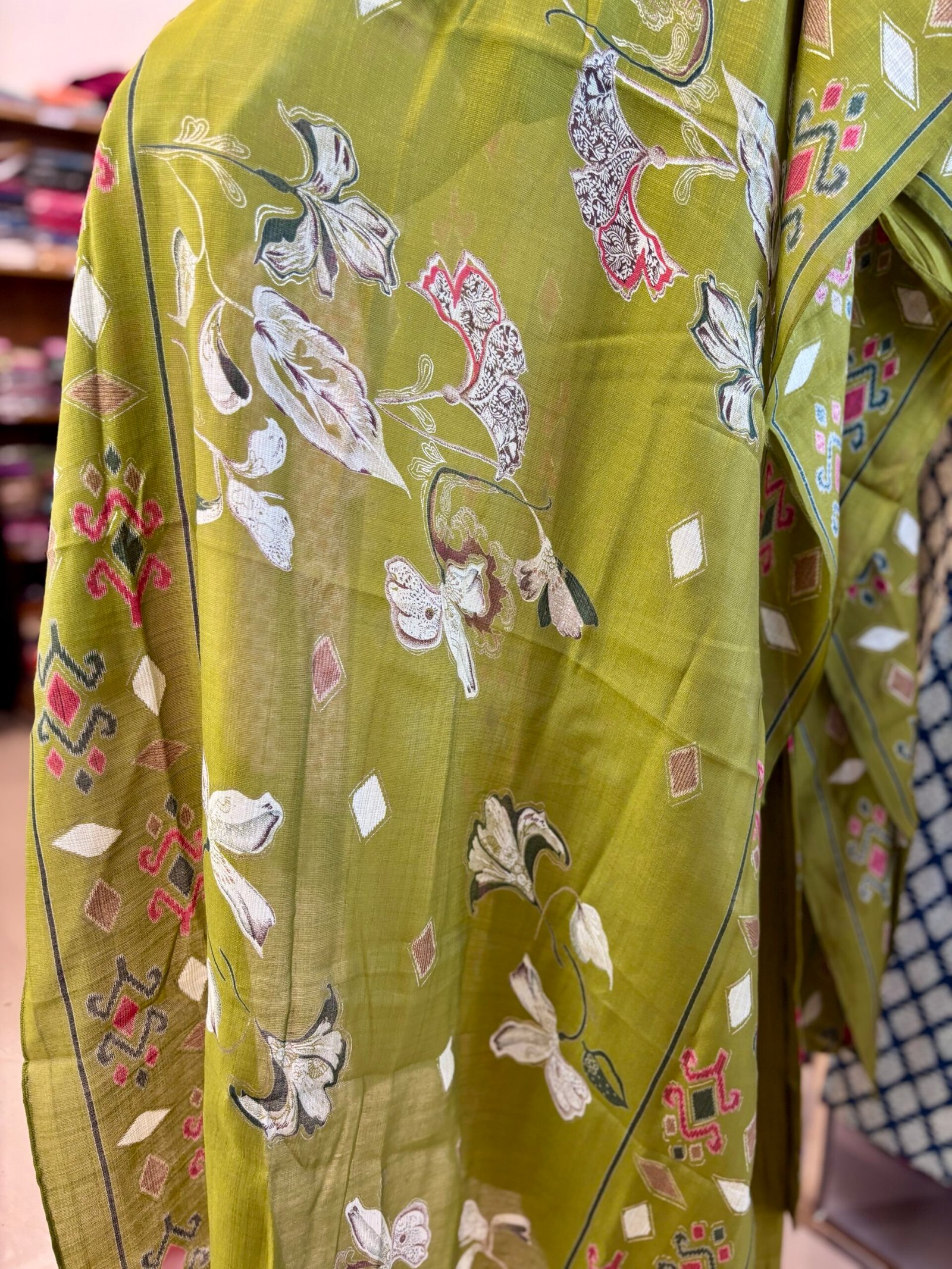 Elegant Foil Print Cotton Kurta Set with Cigarette Pants and Heavy Dupatta(CODE 1430F) - Image 6