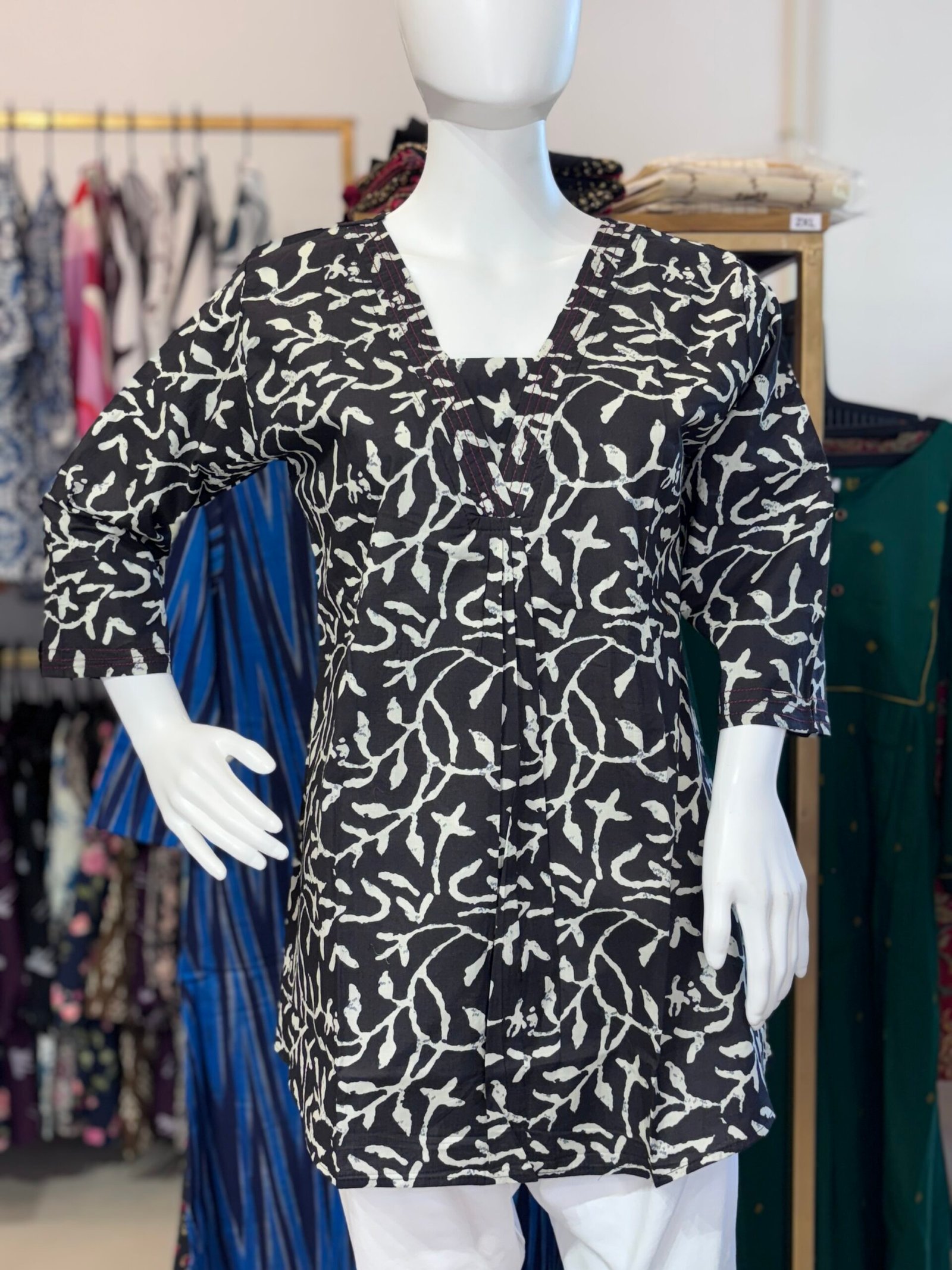 Short Kurti SK017 - Image 3