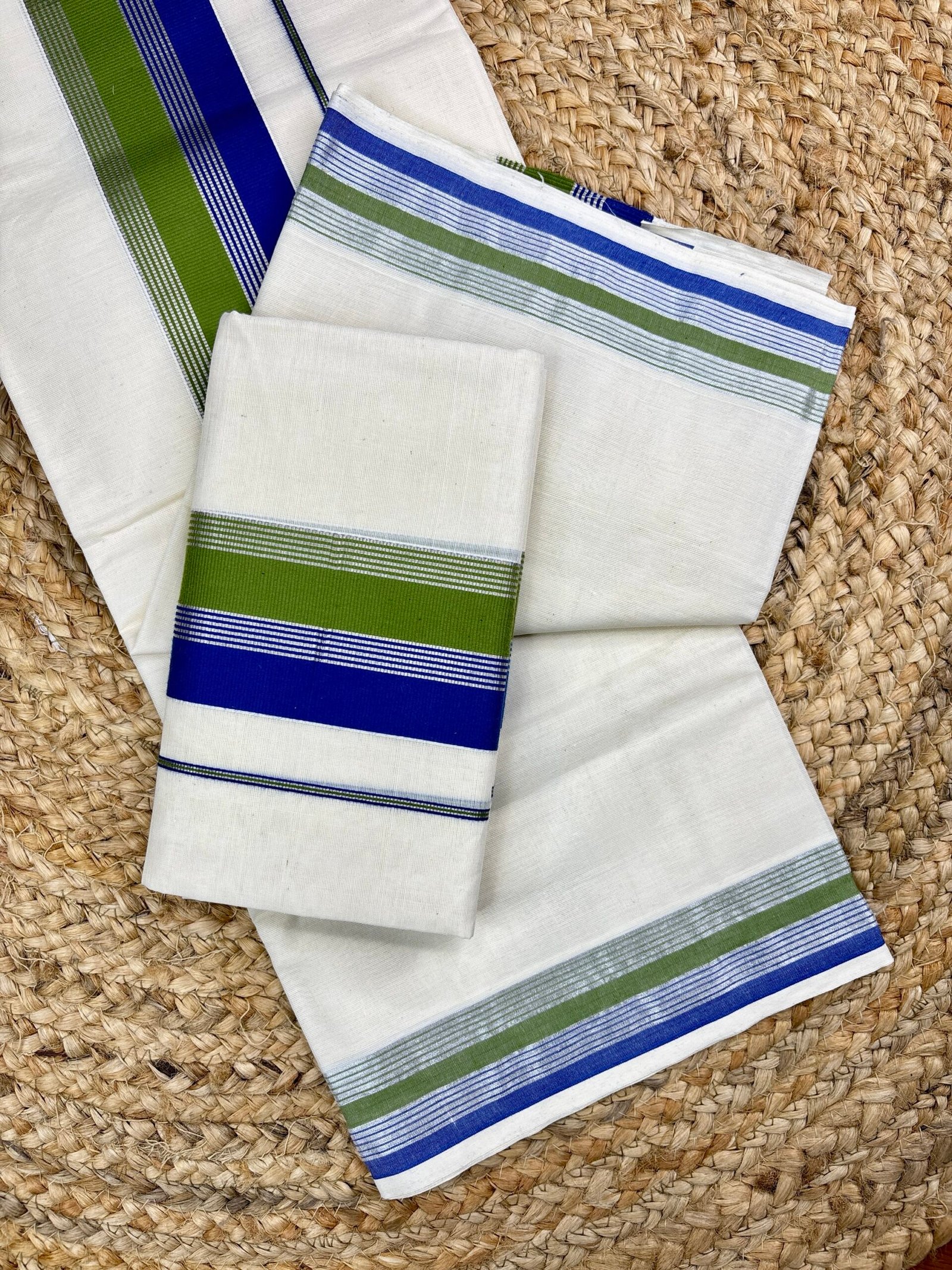 Kerala Traditional Set Mund | Multicolour Kasavu Border Design | 2.80 Metre Traditional Kerala Mundum Neriyathum Blue & green - Image 2